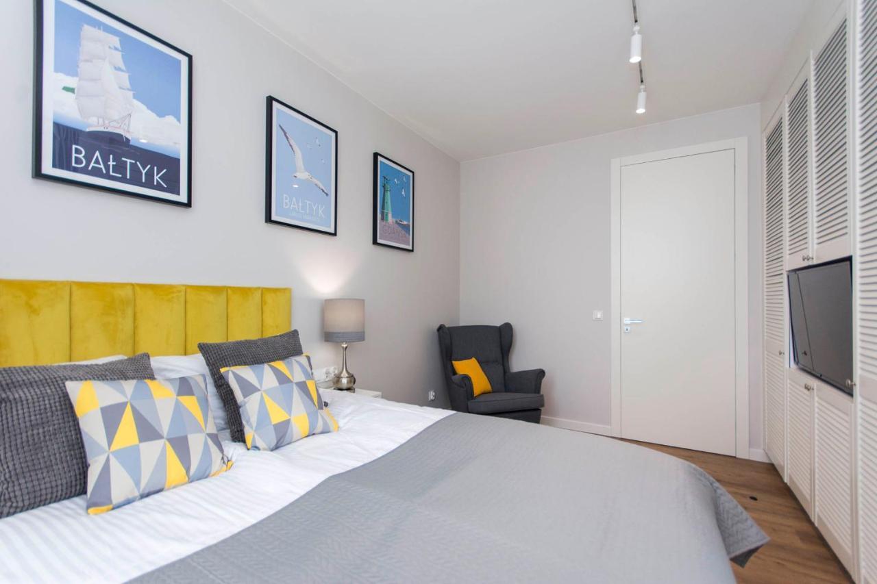 Yellow Rentyear Apartments غدانسك المظهر الخارجي الصورة